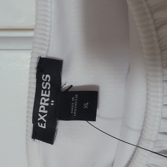 Express White Ruffle Ribbed Bodysuit - Picture 3 of 6